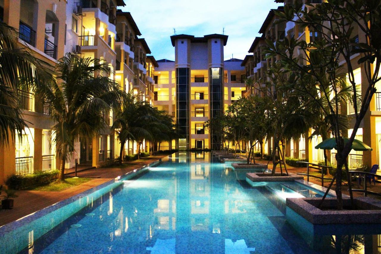 Tiara Desaru Resort Extérieur photo