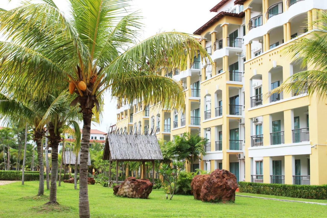 Tiara Desaru Resort Extérieur photo