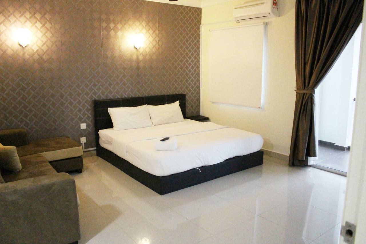 Tiara Desaru Resort Extérieur photo
