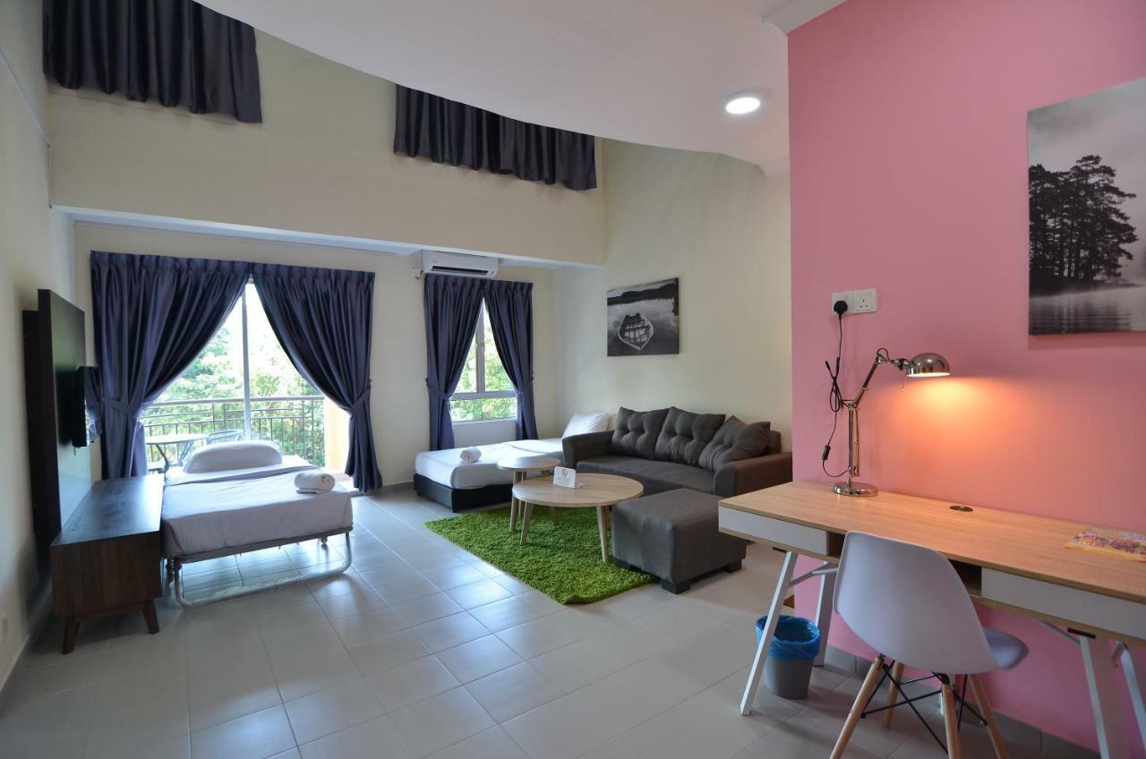 Tiara Desaru Resort Extérieur photo